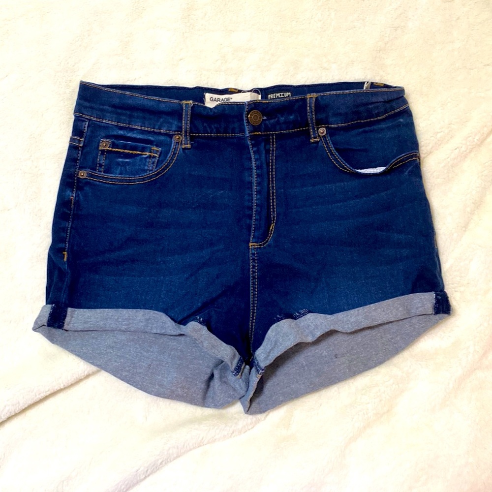 🏷️ ** GARAGE BRAND ** Retro high waisted jean shorts